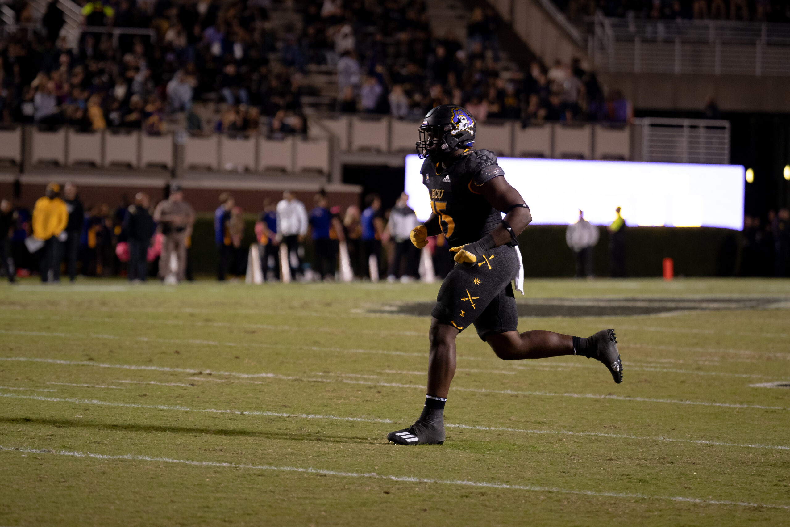 My First ECU College Football Photography Assignment 188 ECU player running a route in the open field