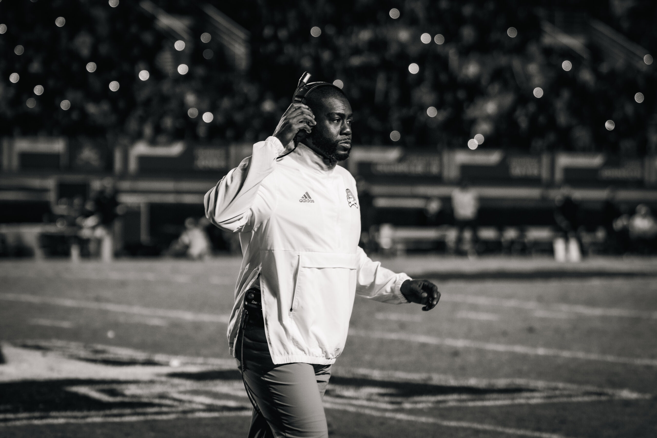 My First ECU College Football Photography Assignment 123 Sports-Photographer-and-Videographer-Greenville-NC-True-Essence-Photography-2-scaled