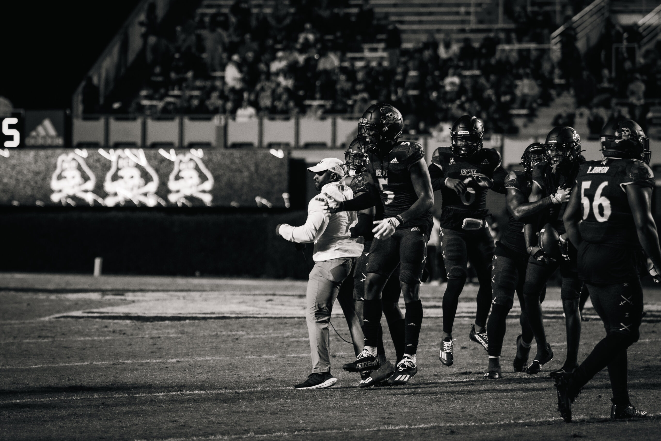 My First ECU College Football Photography Assignment 105 Sports-Photographer-and-Videographer-Greenville-NC-True-Essence-Photography-2-scaled